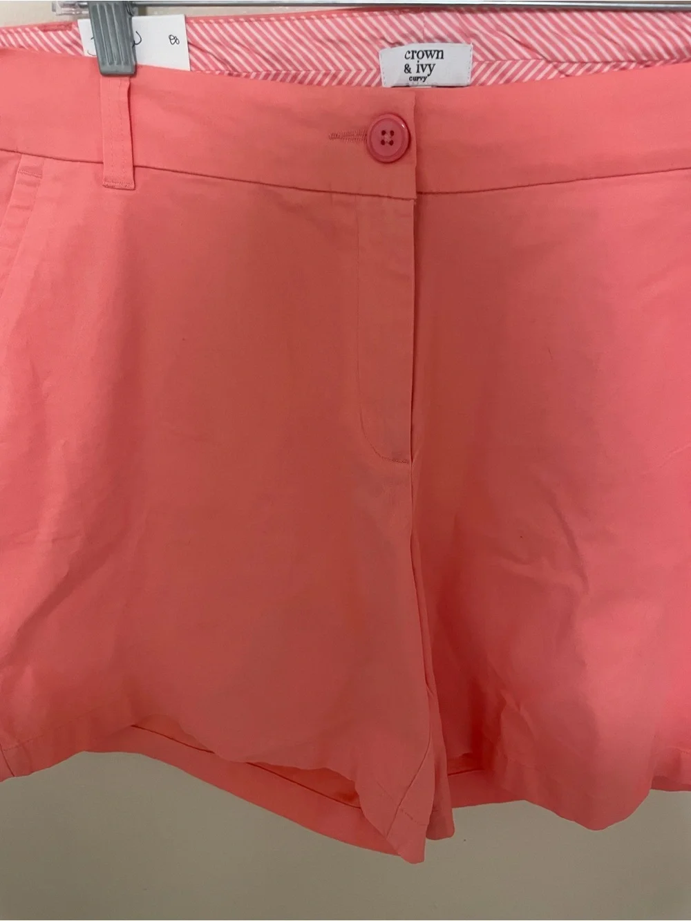 ✨NWT Crown & Ivy Shorts Size 16W - Picture 2 of 10